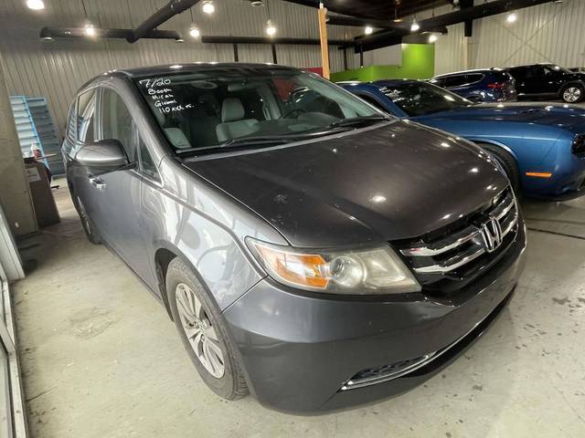 2016 Honda Odyssey SE FWD photo