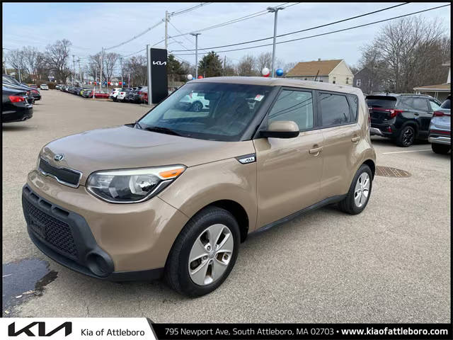 2016 Kia Soul Base FWD photo