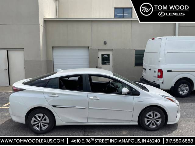 2016 Toyota Prius Two Eco FWD photo