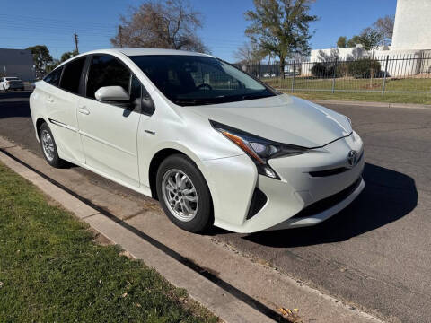 2016 Toyota Prius Two FWD photo