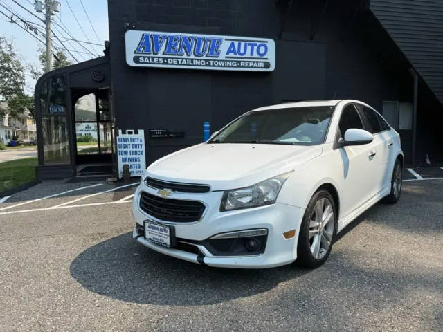 2015 Chevrolet Cruze LTZ FWD photo