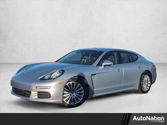 2016 Porsche Panamera 4 Edition AWD photo