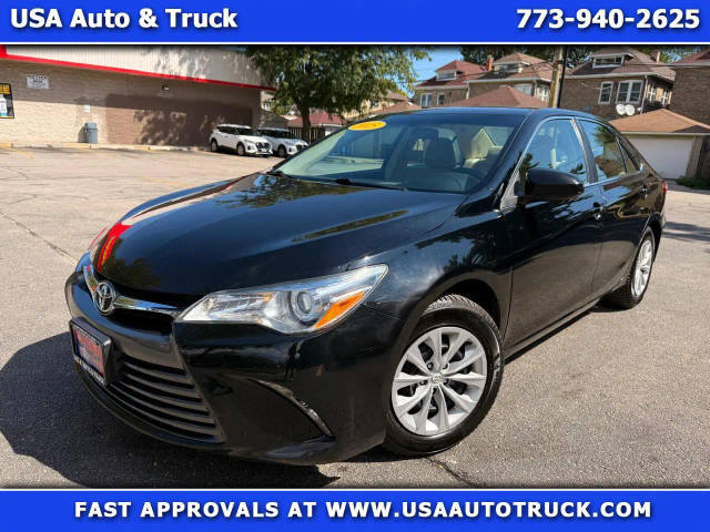 2015 Toyota Camry LE FWD photo