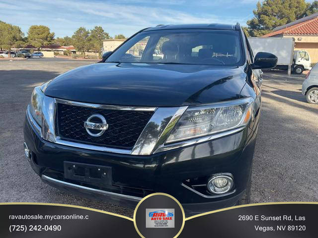 2016 Nissan Pathfinder SV FWD photo