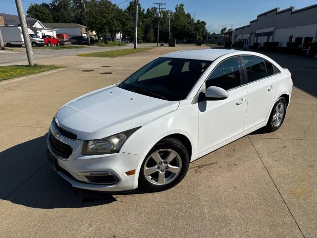 2015 Chevrolet Cruze LT FWD photo
