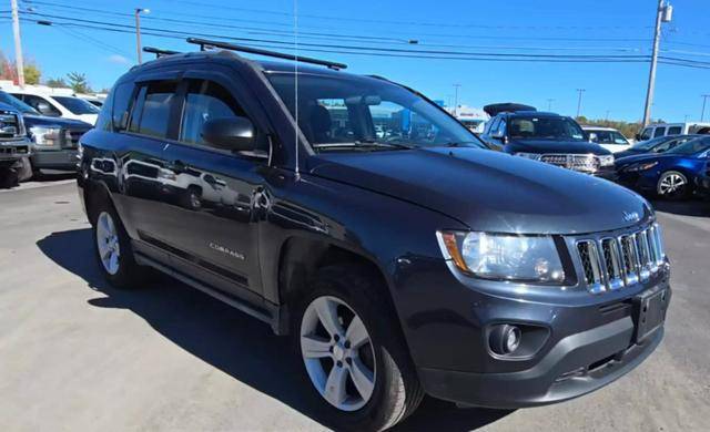 2015 Jeep Compass Sport 4WD photo