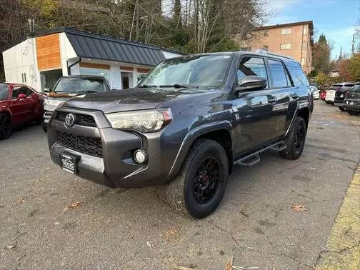 2016 Toyota 4Runner SR5 4WD photo