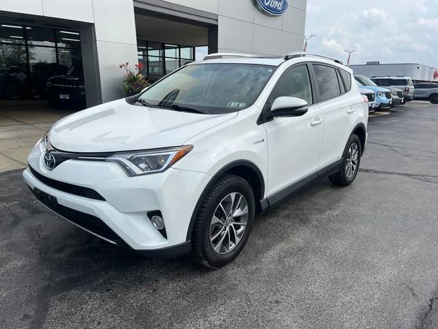 2016 Toyota RAV4 XLE AWD photo