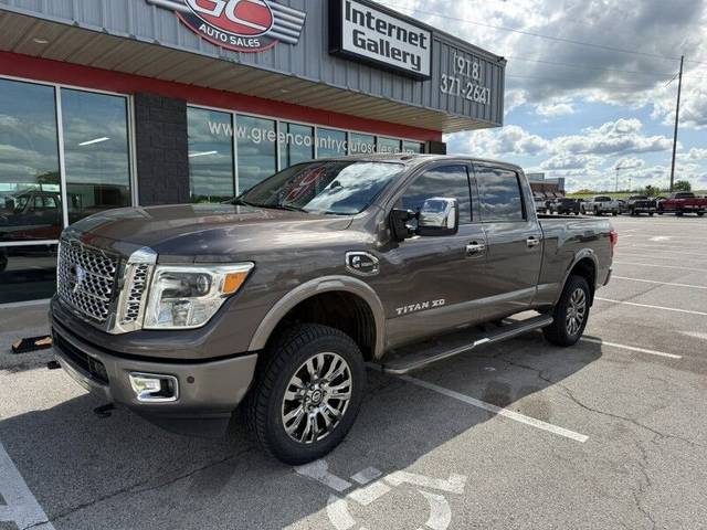 2016 Nissan Titan XD Platinum Reserve RWD photo
