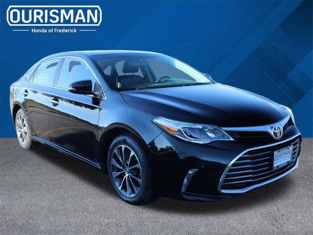 2016 Toyota Avalon XLE Premium FWD photo