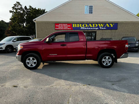 2016 Toyota Tundra SR5 4WD photo