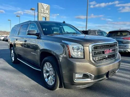 2016 GMC Yukon XL SLT 4WD photo
