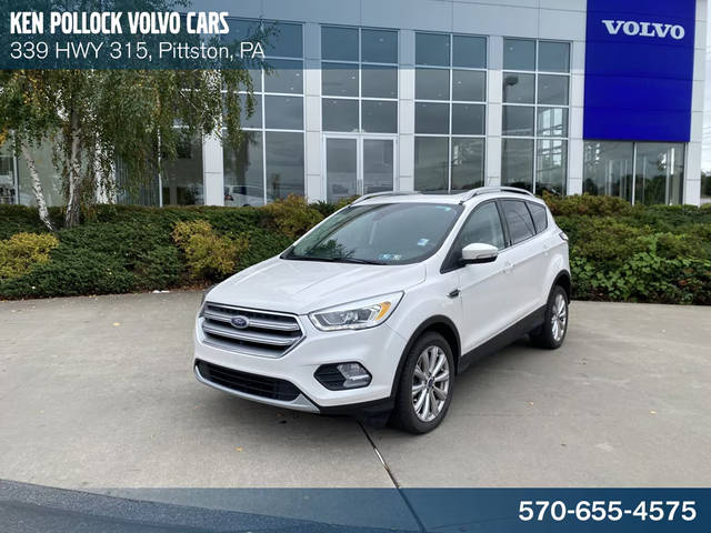 2017 Ford Escape Titanium 4WD photo