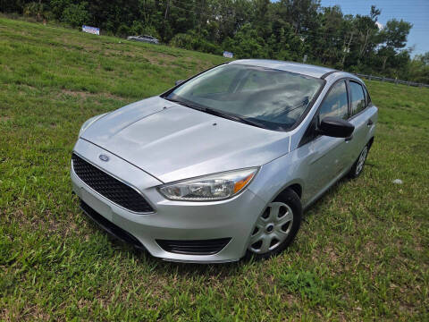 2016 Ford Focus S FWD photo