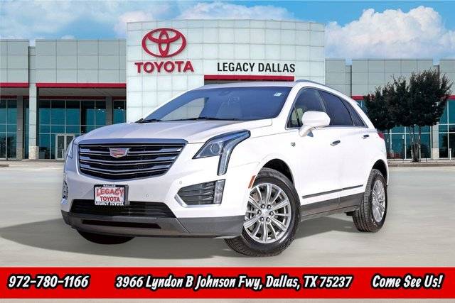2017 Cadillac XT5 Luxury FWD FWD photo