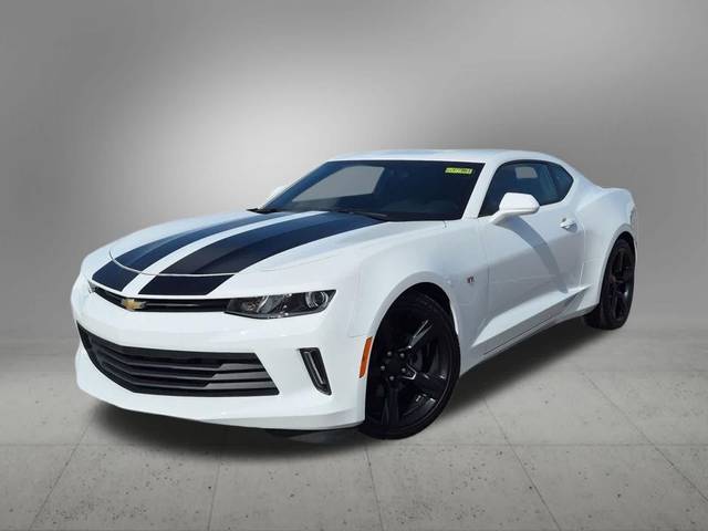 2016 Chevrolet Camaro 1LT RWD photo