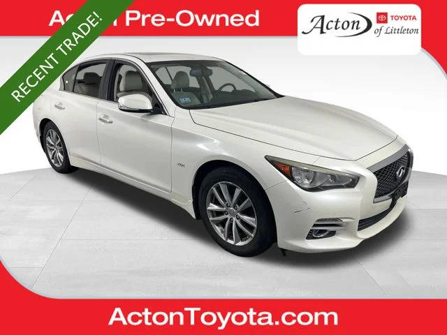 2016 Infiniti Q50 2.0T Premium AWD photo