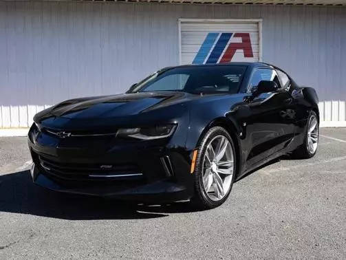 2016 Chevrolet Camaro 2LT RWD photo