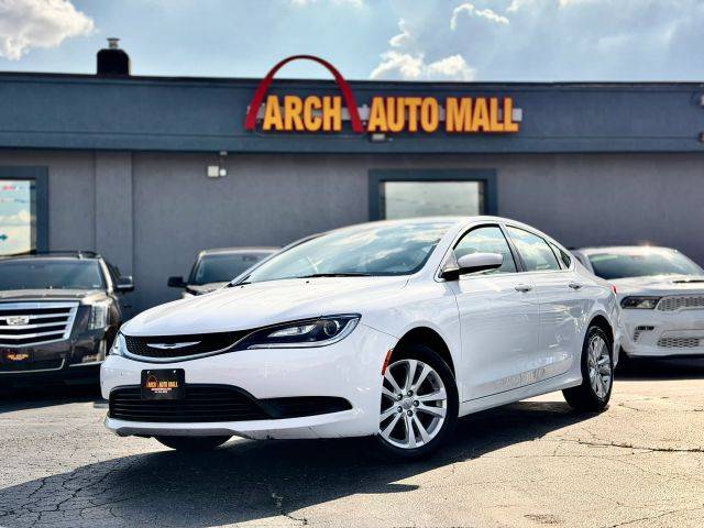 2016 Chrysler 200 Touring FWD photo