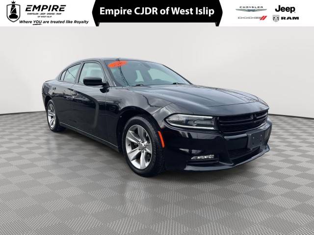2016 Dodge Charger SXT RWD photo