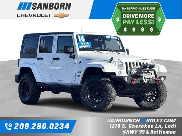 2016 Jeep Wrangler Unlimited Sahara 4WD photo