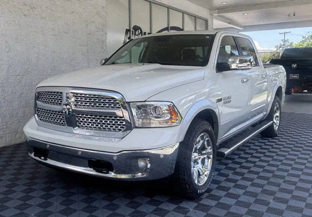 2016 Ram 1500 Laramie 4WD photo
