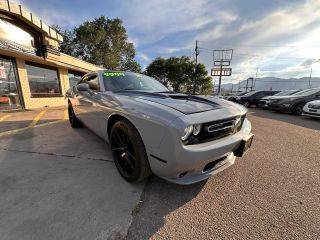 2016 Dodge Challenger SXT RWD photo