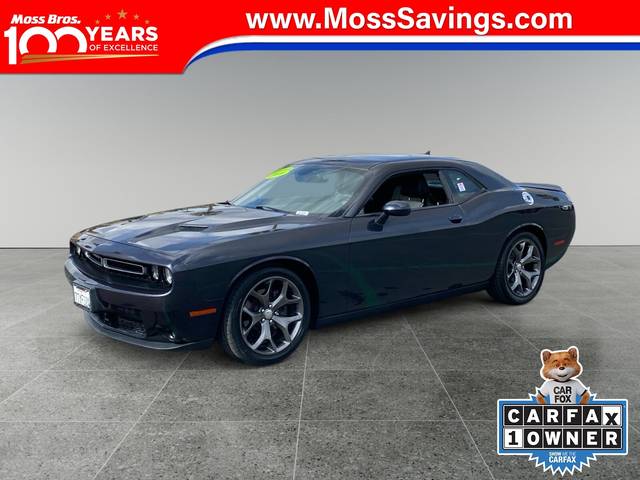 2016 Dodge Challenger SXT Plus RWD photo