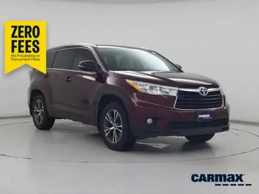 2016 Toyota Highlander XLE FWD photo