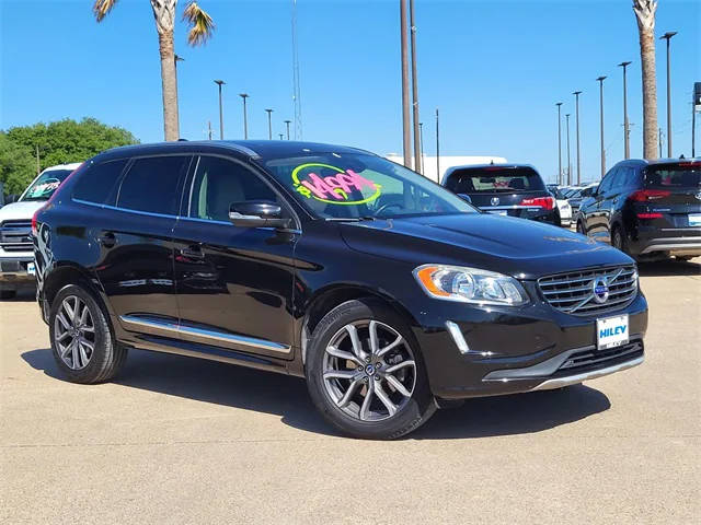 2016 Volvo XC60 T5 Drive-E Premier FWD photo
