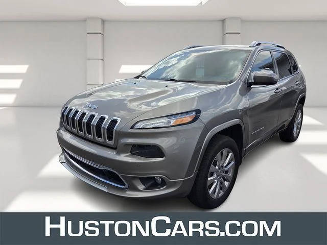 2016 Jeep Cherokee Overland 4WD photo