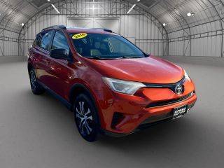 2016 Toyota RAV4 LE FWD photo
