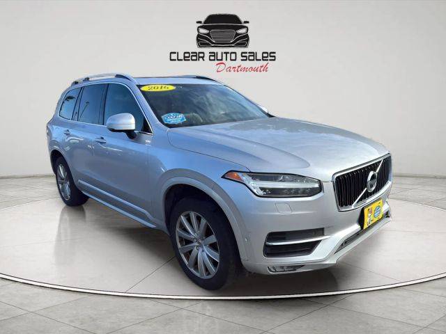 2016 Volvo XC90 T6 Momentum AWD photo
