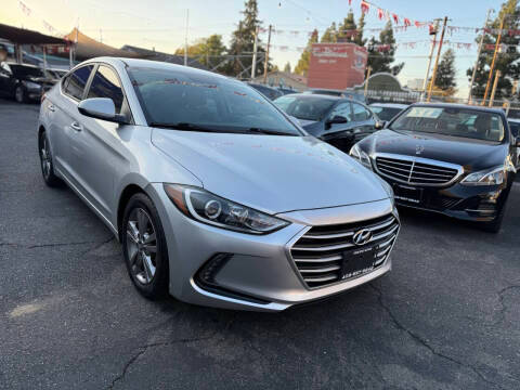 2017 Hyundai Elantra SE FWD photo