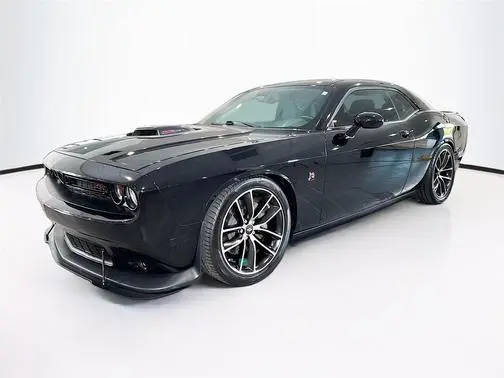 2016 Dodge Challenger 392 Hemi Scat Pack Shaker RWD photo