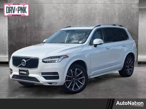 2016 Volvo XC90 T6 Momentum AWD photo