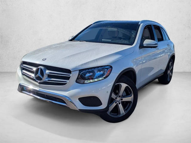 2016 Mercedes-Benz GLC-Class GLC 300 RWD photo