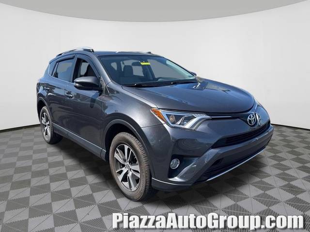 2016 Toyota RAV4 XLE AWD photo