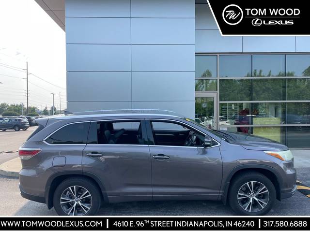 2016 Toyota Highlander XLE AWD photo