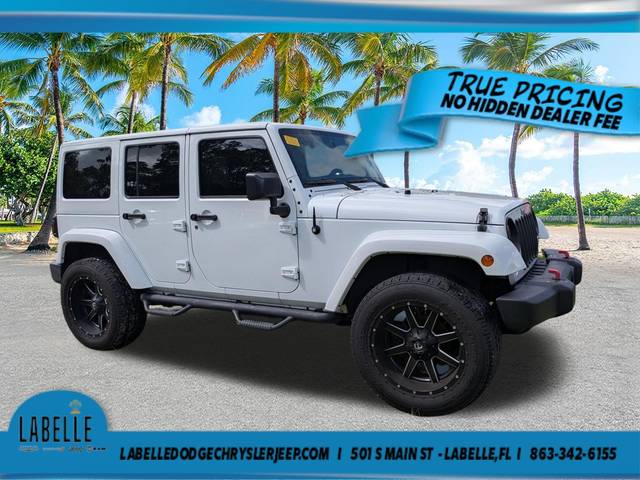 2016 Jeep Wrangler Unlimited Sahara 4WD photo