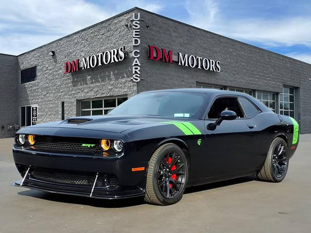 2016 Dodge Challenger SRT Hellcat RWD photo
