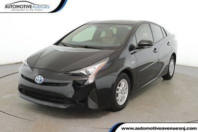 2016 Toyota Prius Three FWD photo