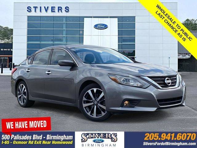 2016 Nissan Altima 2.5 SR FWD photo