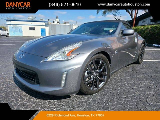 2016 Nissan 370Z Touring RWD photo