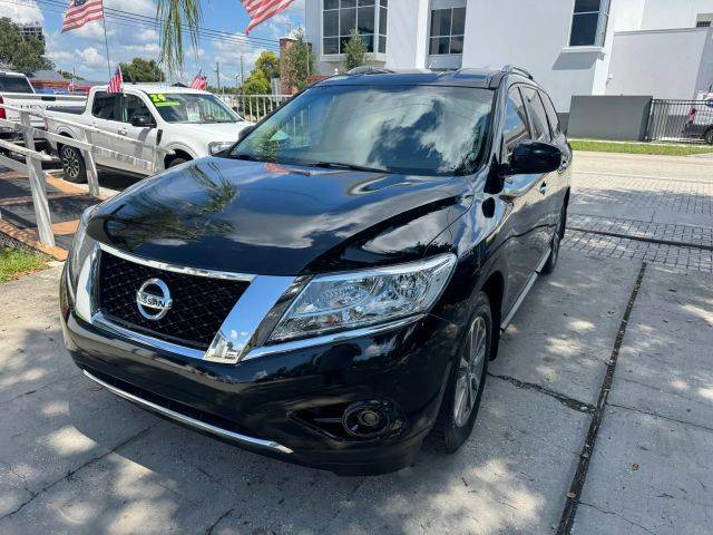 2016 Nissan Pathfinder S FWD photo