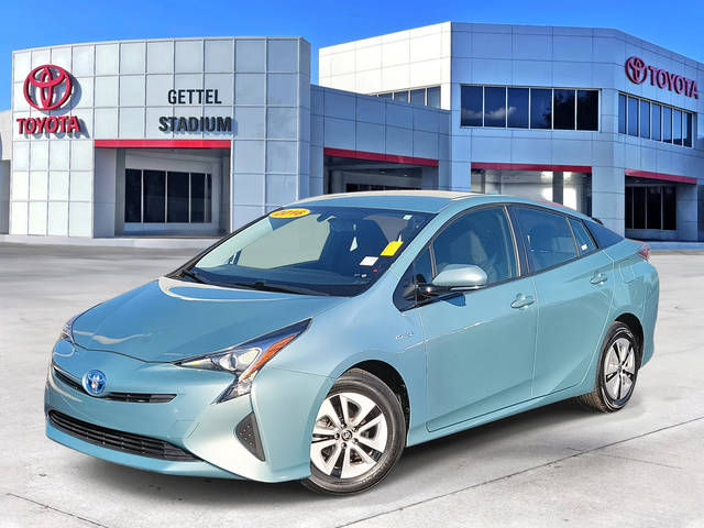 2016 Toyota Prius Three FWD photo