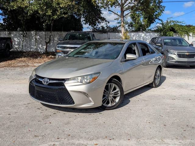 2016 Toyota Camry SE FWD photo