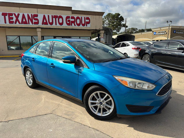 2015 Ford Focus SE FWD photo