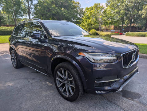 2016 Volvo XC90 T6 Momentum AWD photo