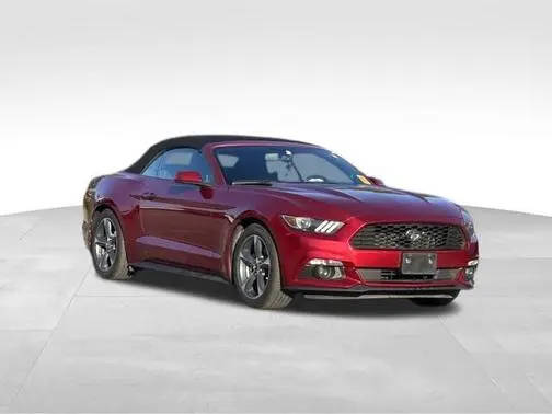 2015 Ford Mustang V6 RWD photo